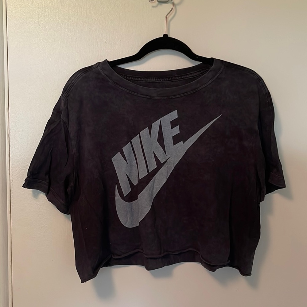 Nike Crop Top